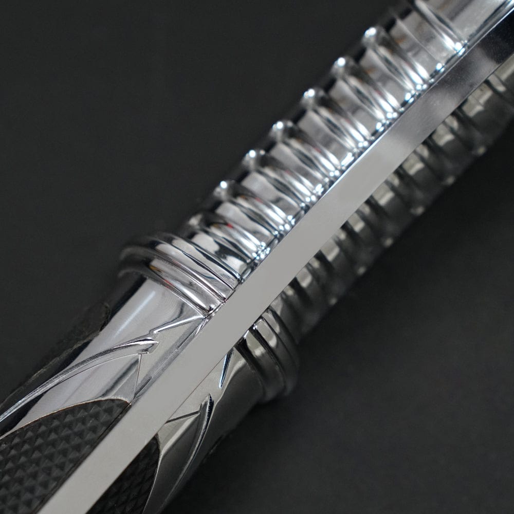 The Count Elite lightsaber - Sabers Unlimited