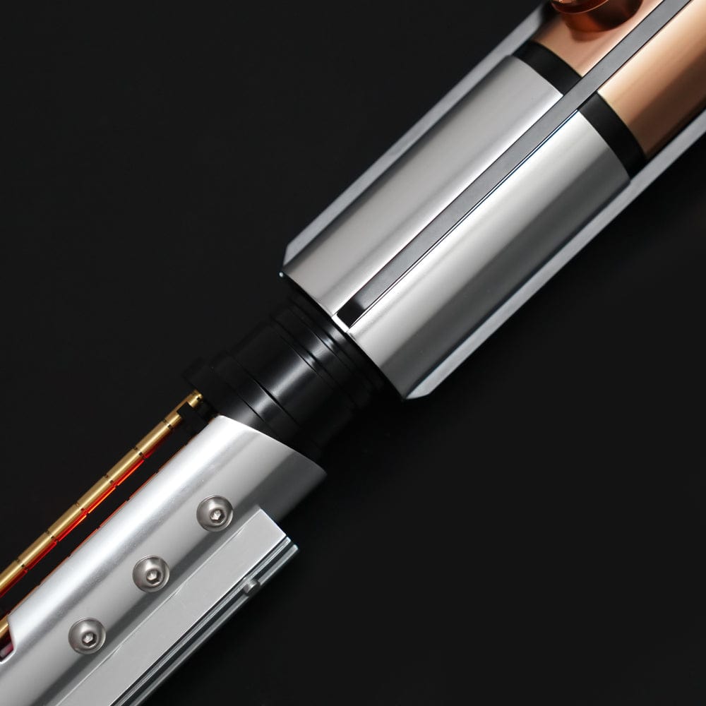 Unleashed Elite lightsaber - Sabers Unlimited