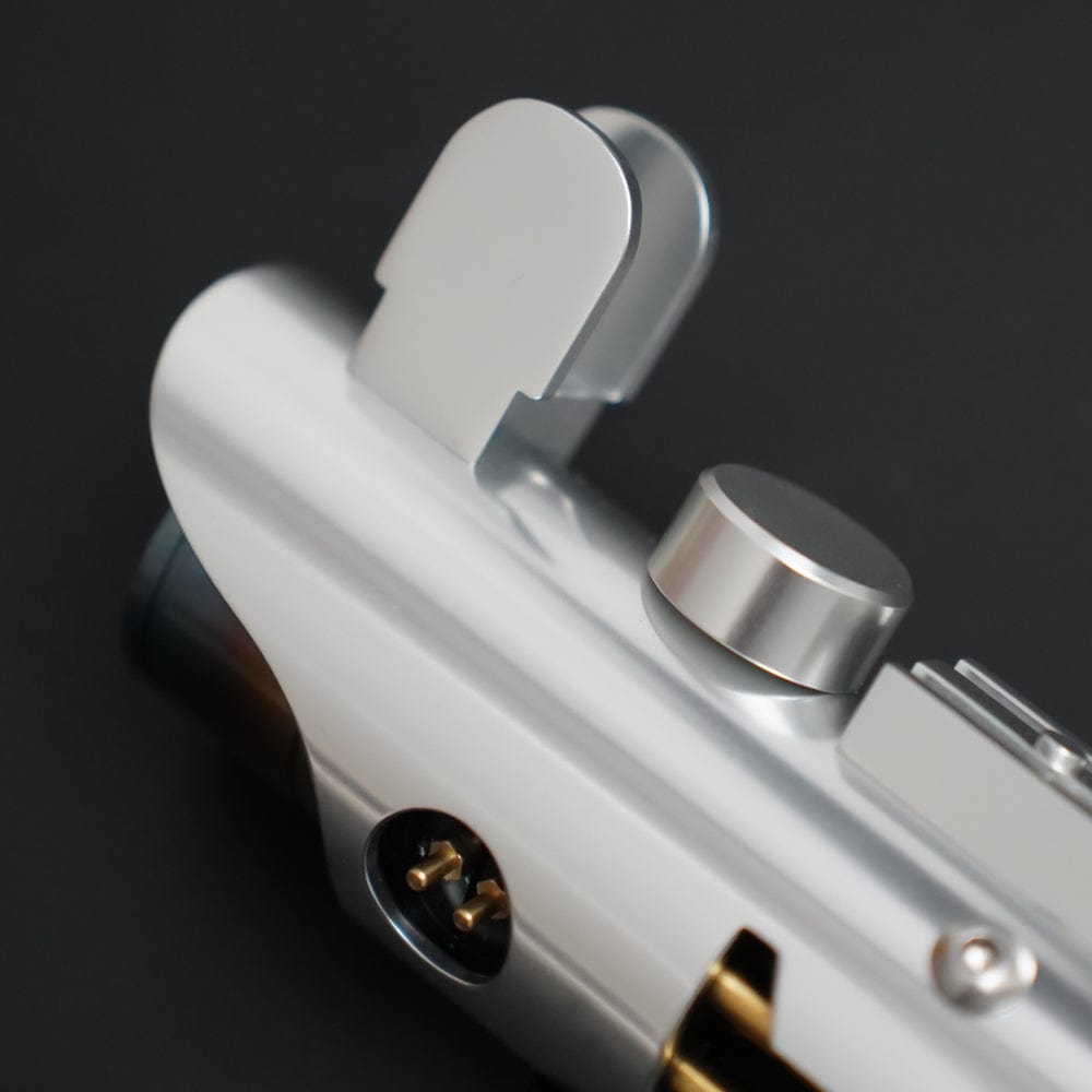 Unleashed Elite lightsaber - Sabers Unlimited
