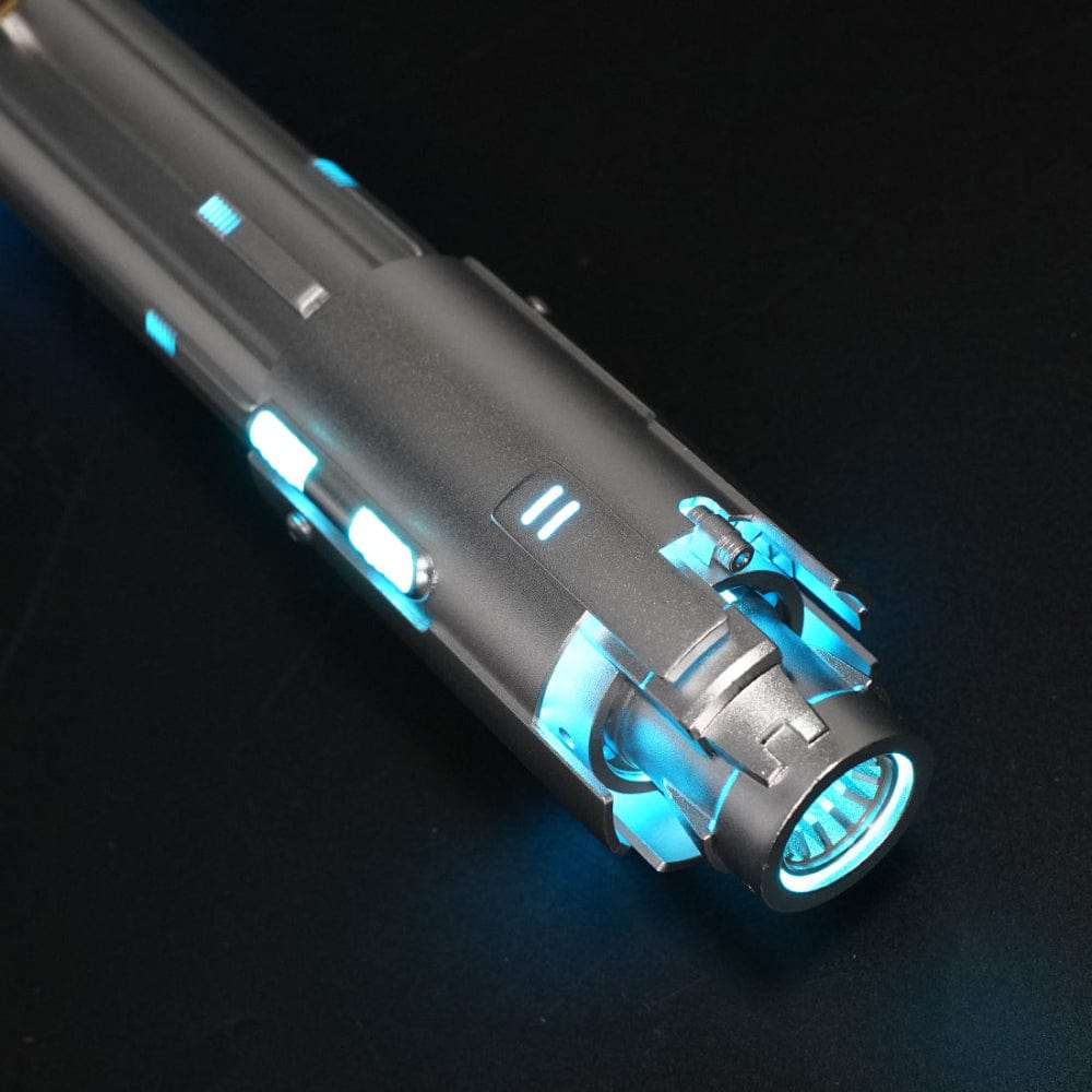 Nephew Elite lightsaber - Sabers Unlimited