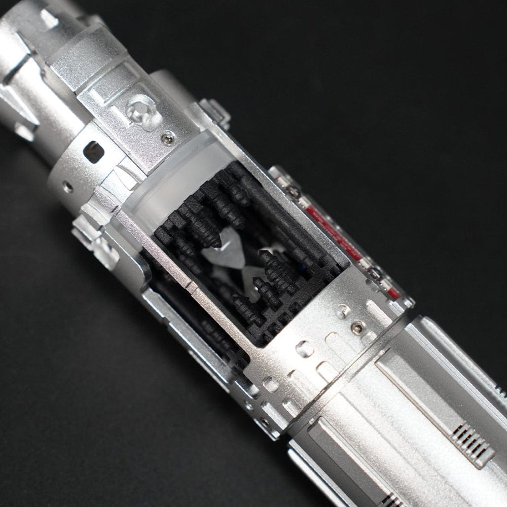 Nephew Elite lightsaber - Sabers Unlimited