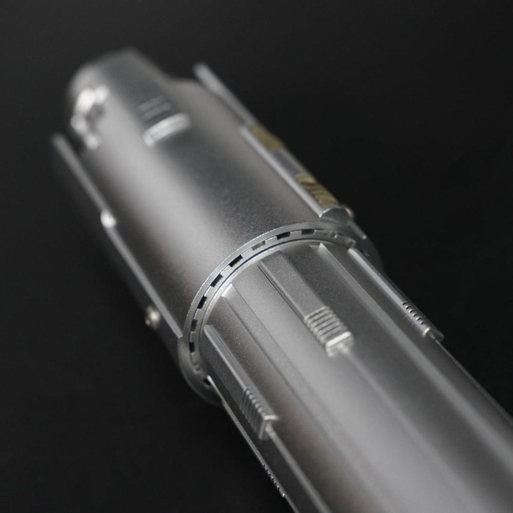 Nephew Elite lightsaber - Sabers Unlimited