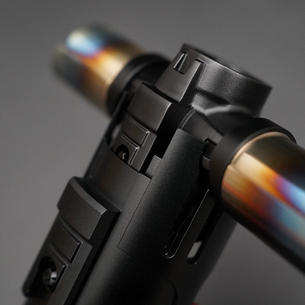 Supreme Leader Elite lightsaber - Sabers Unlimited