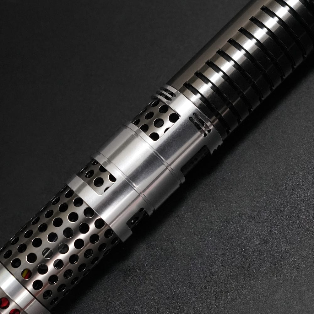 Betrayed Elite hilt - Sabers Unlimited