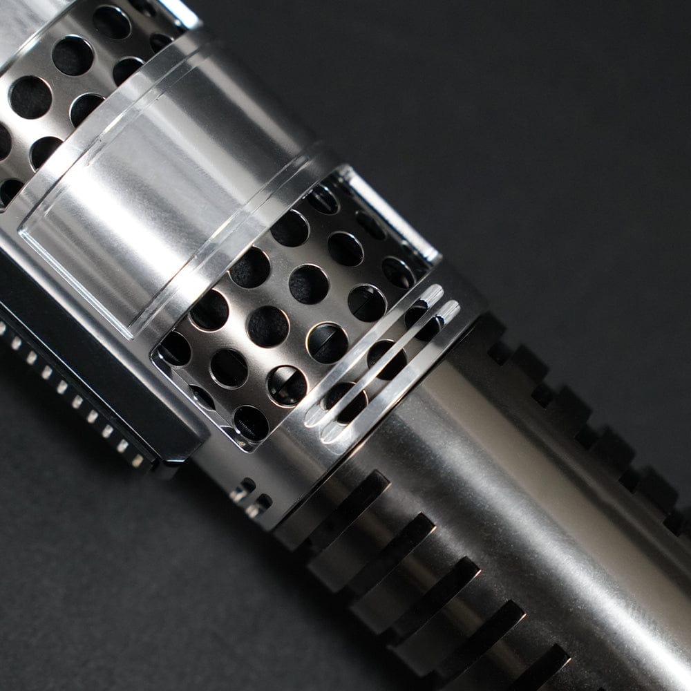 Betrayed Elite hilt - Sabers Unlimited