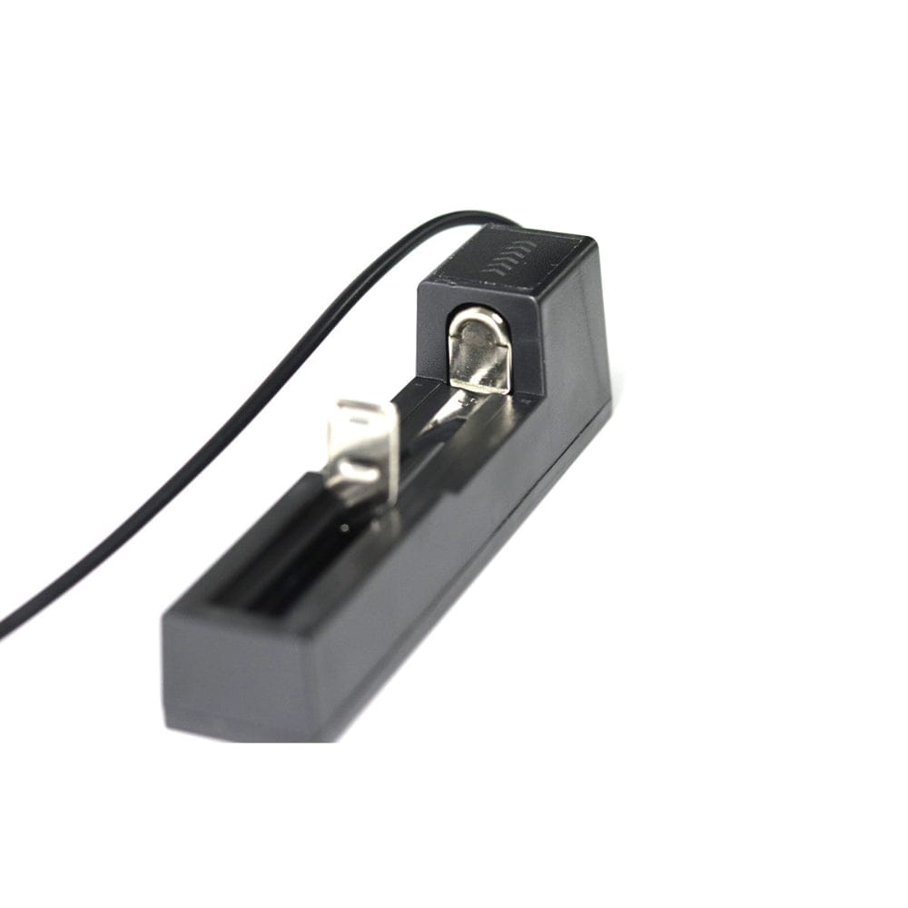 18650 Battery charger - SABERS UNLIMITED