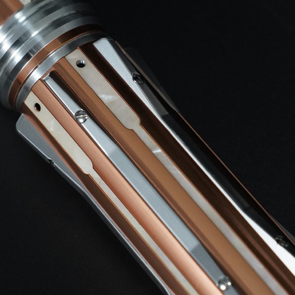 Princess Elite lightsaber - Sabers Unlimited